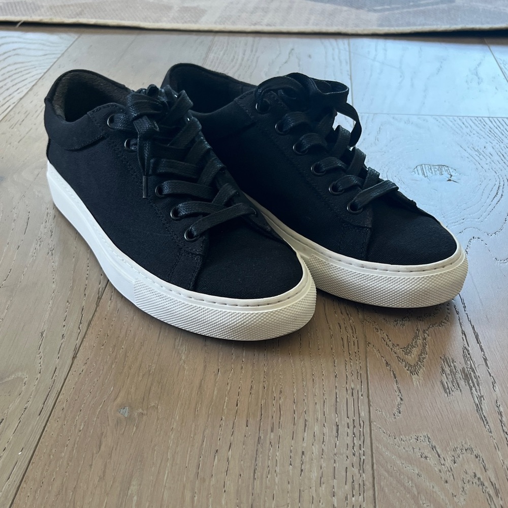 KOIO Black Canvas Sneakers